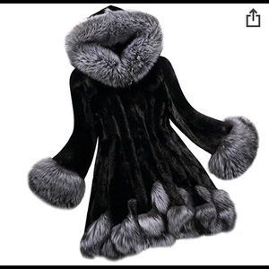 Beautiful brand new still in the bag lady's coat